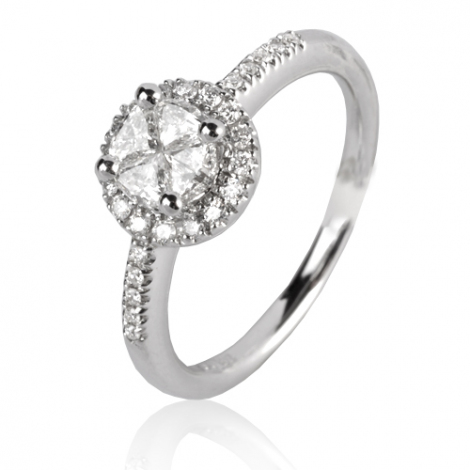 Bague avec un diamant � combiner
