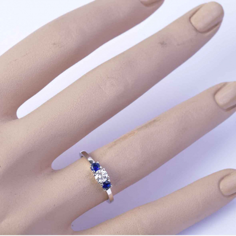 Bague Diamants et Saphirs Bleus