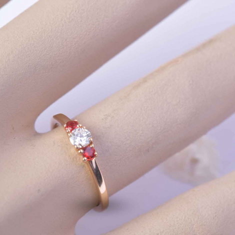 Bague Diamants et Saphirs Rouges