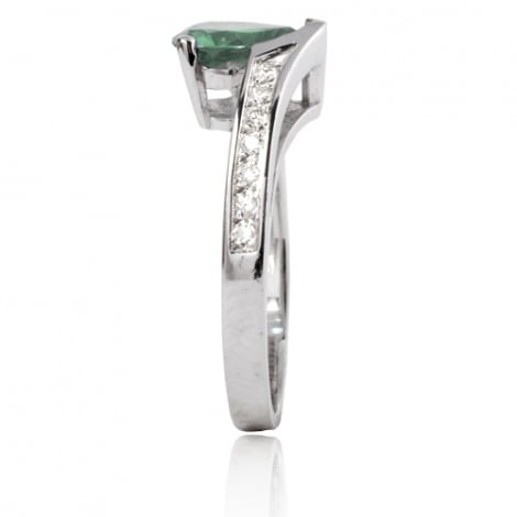 Bague meraude et diamants