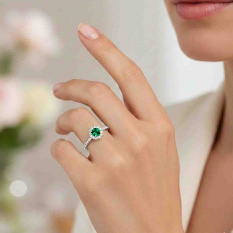 Bague Glory en or blanc, �meraudes et diamants