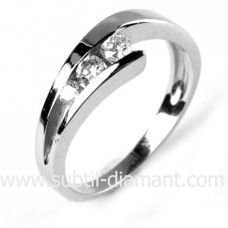 Bague or jaune 3 diamants