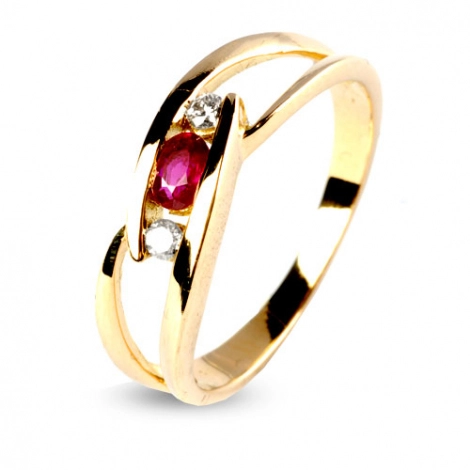 Bague rubis 0.30 ct sertie de deux diamants 0.07 ct