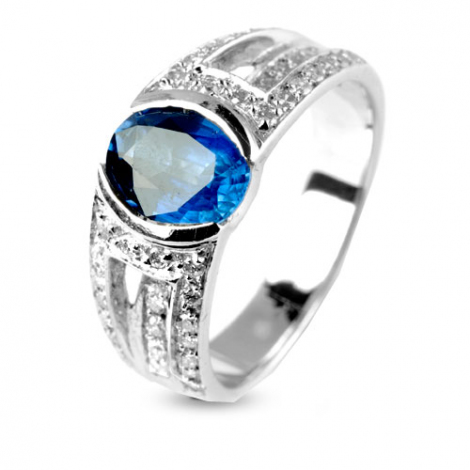 Bague saphir 1.30 carats sertie de diamants 0.40 ct