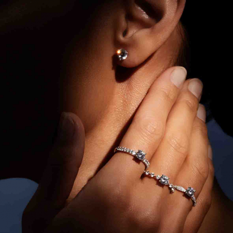 Bague solitaire Chaton beyond - 0.70 ct