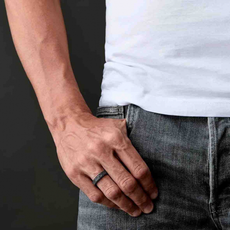 Bague Titane Noir sertie de diamants Noirs - Mano J