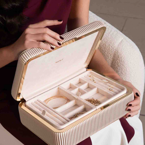 Bote  Bijoux Wolf 1834 - Bella Medium Jewellery Box - Mocha