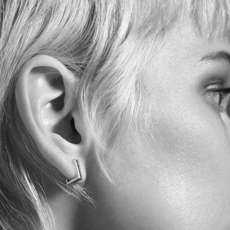 Boucles d'oreilles cr�oles carr�es Or et Diamants