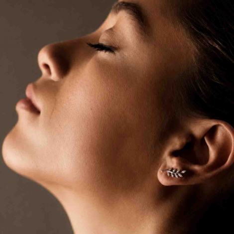 Boucles d'oreilles feuilles et diamants