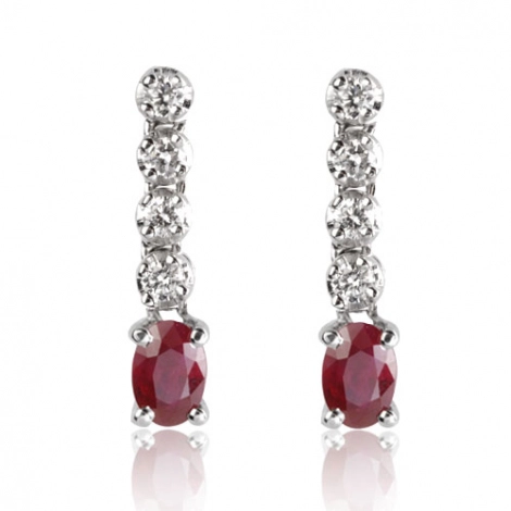 Boucle d'oreille rubis