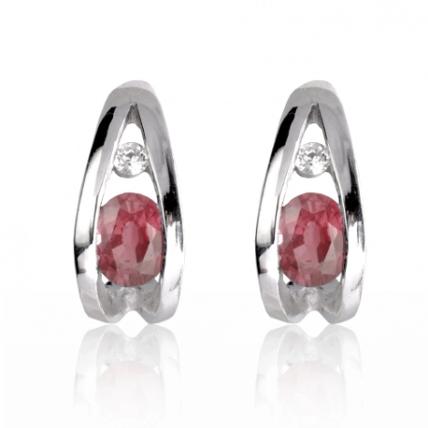 Boucle d'oreille rubis