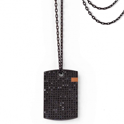 Collier Plaque Mano J en Titane serti de Diamants Noirs