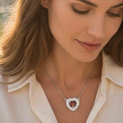 Collier Rubis forme coeur et diamants