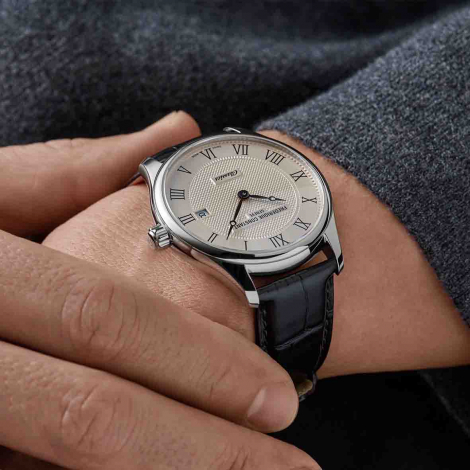 Fr�d�rique Constant Classics Quartz Date