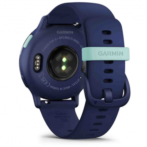 Garmin Vivoactive 5  Boitier bleu marine - lunette aluminium Metallic Blue Gold -bracelet silicone bleu marine