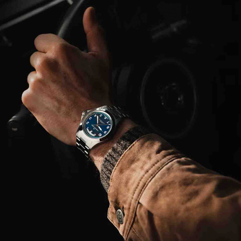 Hamilton Khaki Field King Day-Date