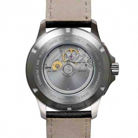 Montre Bauhaus Aviation Titanium Automatic GMT