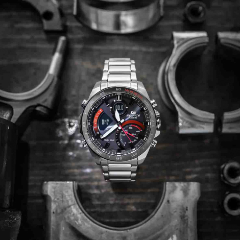 Montre Casio Edifice - Srie ECB-900 - Argent & Fushia