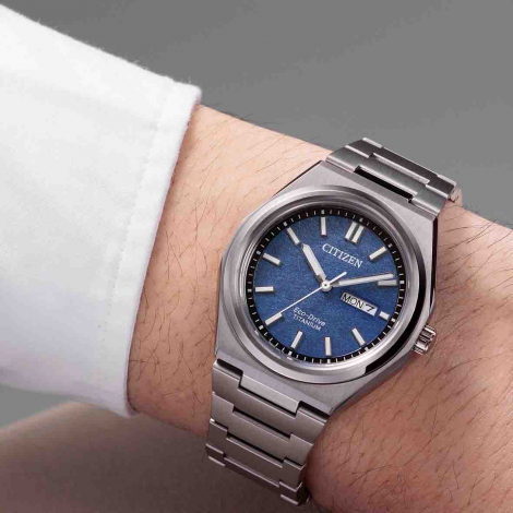 Montre Citizen Super Titanium