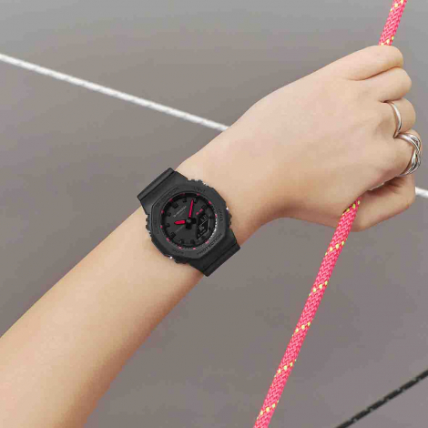 Montre GShock Classic - S�rie GMA- P2100SA - Noir Rose fluo