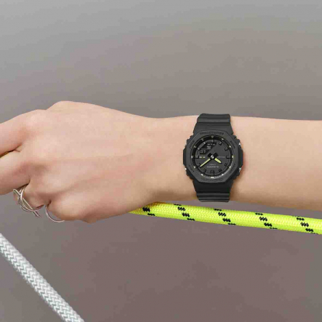 Montre GShock Classic - S�rie GMA- P2100SA - Noir Vert fluo