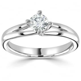 Bague de fianailles similaire