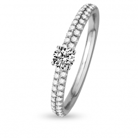 Bague de fianailles similaire