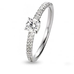 Bague de fianailles similaire