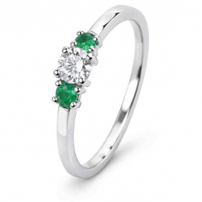 Bague Diamants et Saphirs Verts similaire