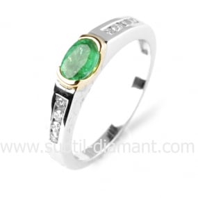 Bague meraude similaire