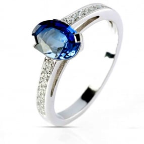 Bague saphir et diamants similaire