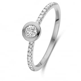 Bague solitaire Eternal Beyond 0.30 CT similaire
