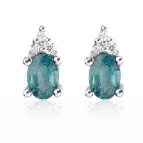 Boucle d'oreille meraude similaire