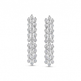 Boucles d'oreilles en argent serties d' similaire