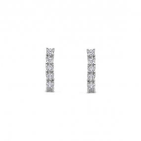 Boucles d'oreilles en argent serties d' similaire