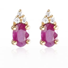 Boucle d'oreille rubis