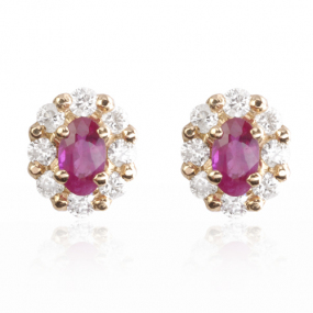 Boucle d'oreille rubis similaire