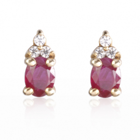 Boucle d'oreille rubis similaire