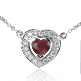 Collier Rubis forme coeur 0.60 ct serti de diamants 0.18 ct