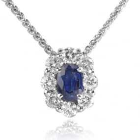Collier Saphir 0.60 ct serti de diamants similaire