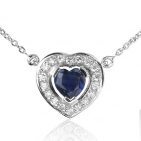 Collier Saphir coeur 0.60 ct entour de similaire