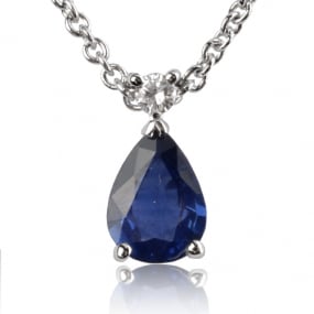 Collier saphir poire 0.90 ct serti d'un similaire