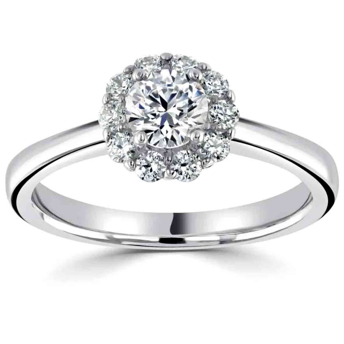 Solitaire entouré de diamants sales