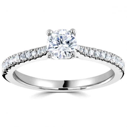 Bague de Fian�ailles accompagn�es