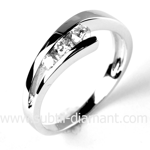 Bague trilogie diamant or blanc