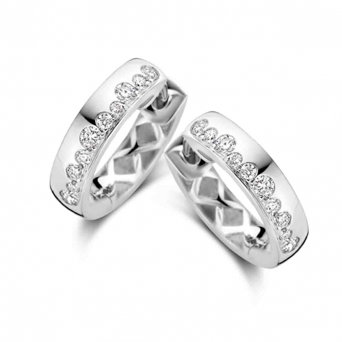 Boucles d'oreilles cr�oles diamants One More