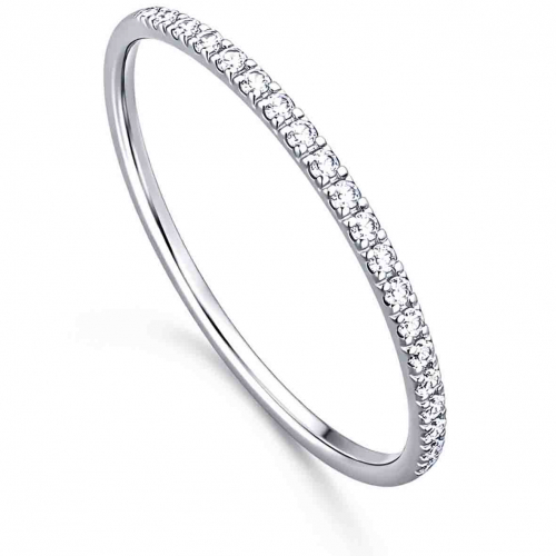 Demi-alliance en or blanc et diamants